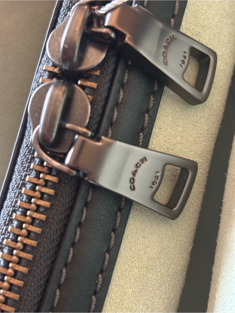 Coach Rogue 30 in Green (Amazon)/Gunmetal - Picture 11 of 16